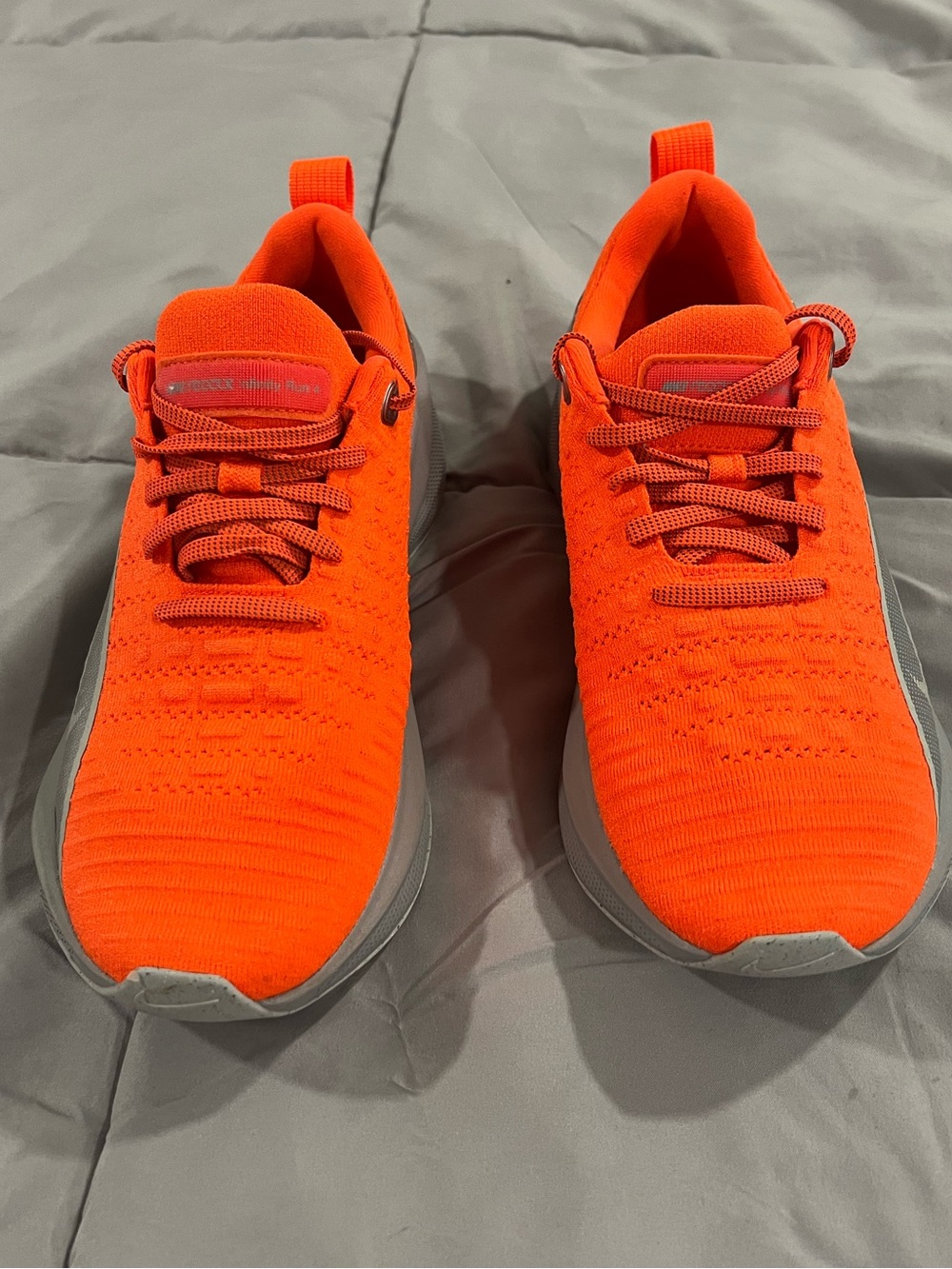 Nike ReactX Infinity Run 4 women's size 8.5 Hyper Crimson Light Silver